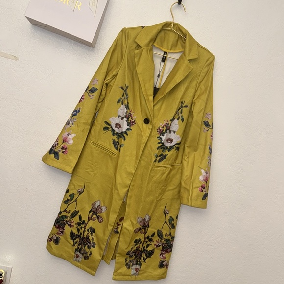 STYPEWE YELLOW FLORAL COAT - Picture 2 of 9